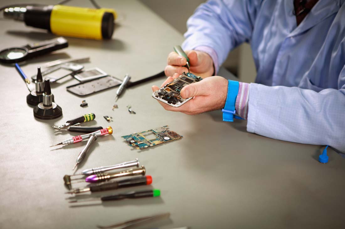 電腦維修的人物高清圖片 - 素材中國16素材網